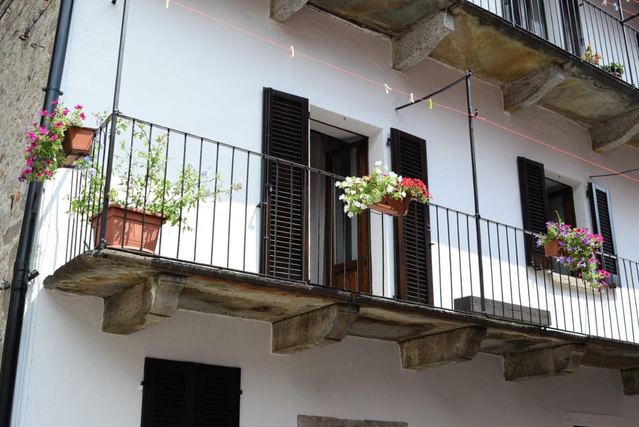 Le Quare Apartamento Gravellona Toce Exterior foto